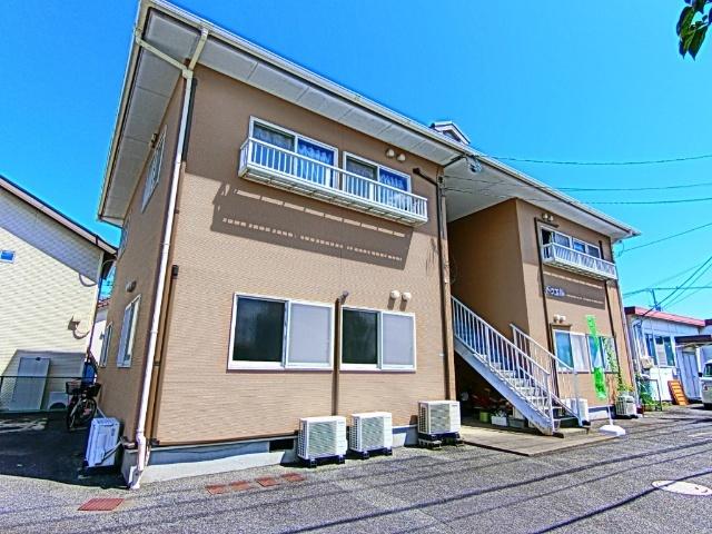 おしゃれな茶系の外観