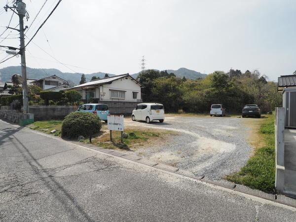 日当たりサンサンの土地です。