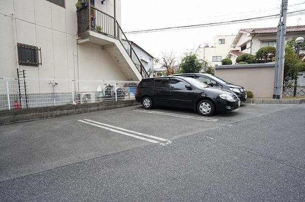 INOVE上山手（旧フローライト上山手 駐車場