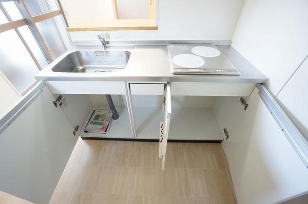 吹田市垂水町マンション キッチン