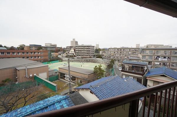 山手町・石井マンション 眺望