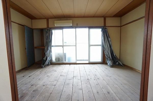 山手町・石井マンション リビング