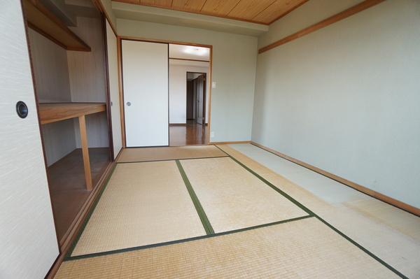ピュアメゾン南千里 収納