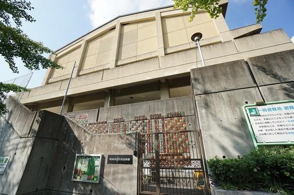 吹田市立片山幼稚園：797m