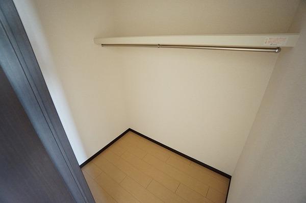フジパレス吹田イーストⅢ番館 収納