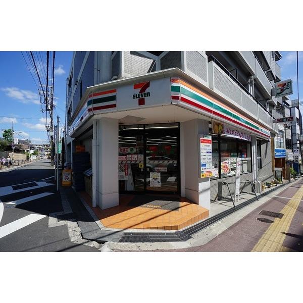 セブンイレブン吹田千里山西5丁目店：417m