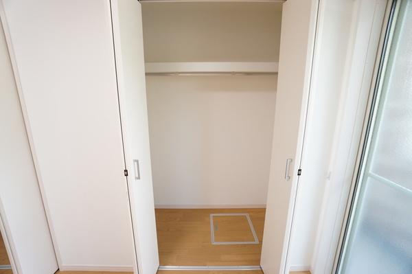 吹田市出口町アパート 収納