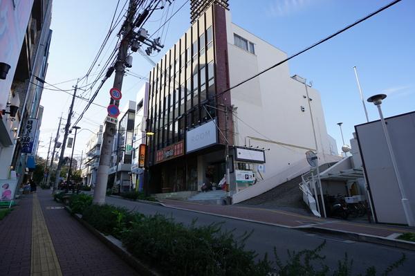 千里山S2ビル（旧：リアライズ千里山） ロビー