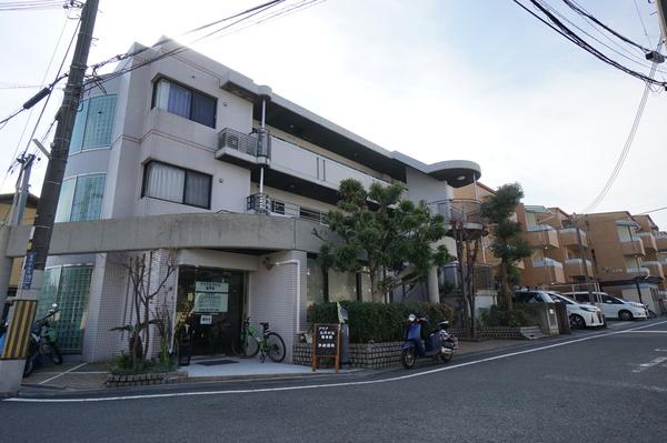 メイプル千里 外観