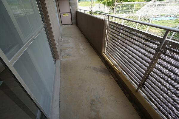 サンライズコート緑地公園 バルコニー