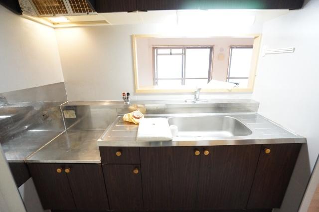 吹田市穂波町マンション キッチン