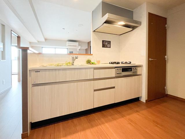 グランセジュール江坂　住居（1201） キッチン