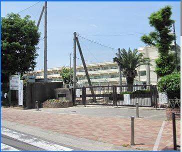 吹田市立吹田第二小学校：780m