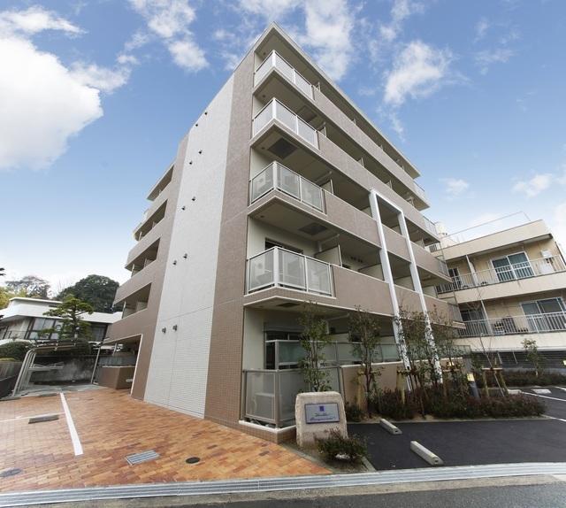 ファミーユ千里山西（408） 外観