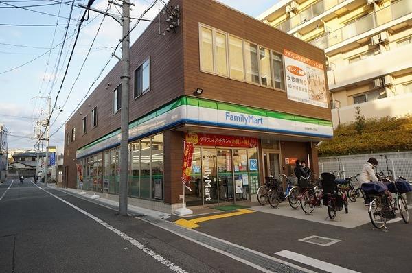 ファミリーマート吹田垂水町一丁目店：133m