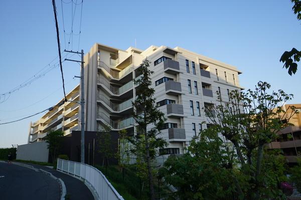 ローレルコート千里山 物件画像