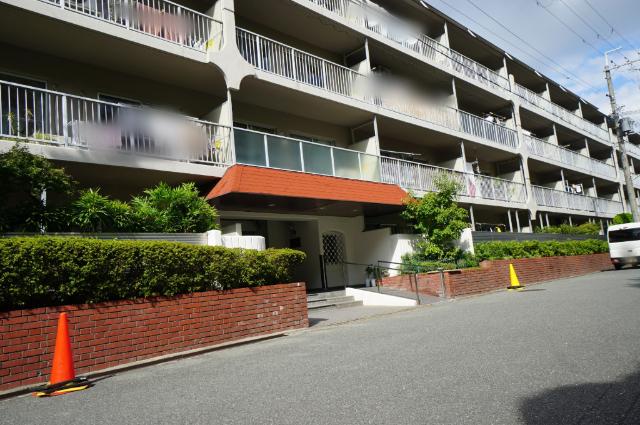 千里山東スカイハイツ 外観
