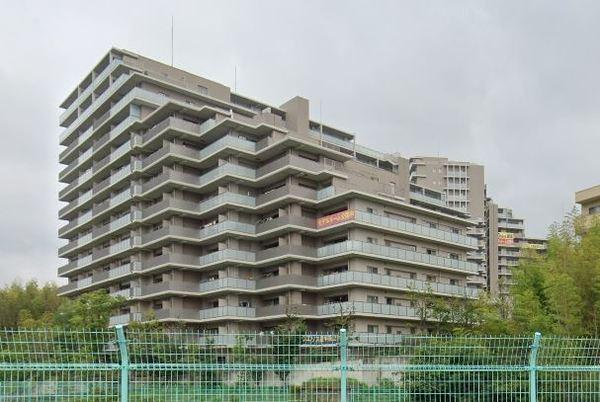 ウエリス豊中桃山台 外観