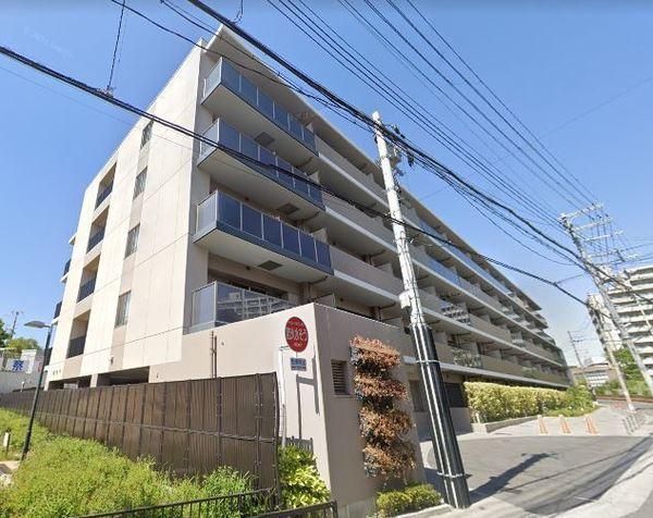 ウェリス吹田山手町イースト 外観