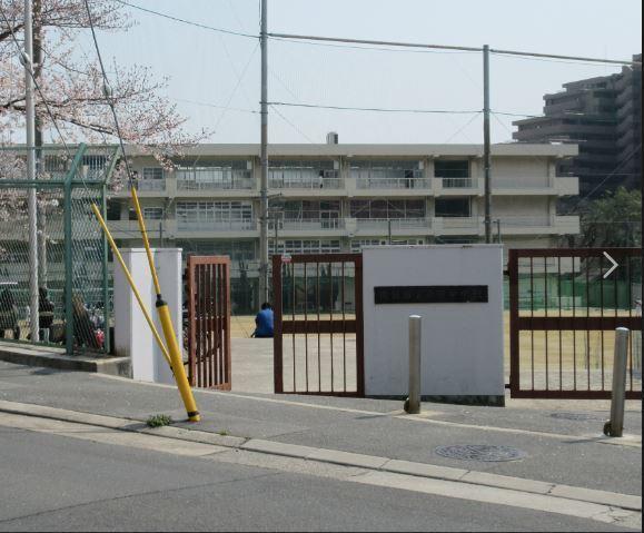 中学校