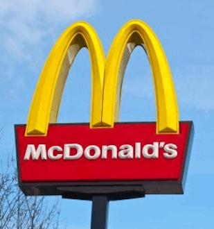 マクドナルド15号新子安店：473m