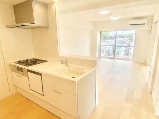 横浜市神奈川区大口通中古マンション キッチン