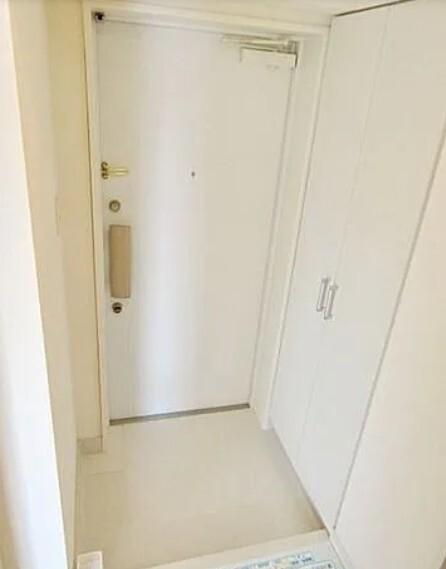 メゾン西馬込（303） 玄関