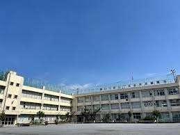 大田区立道塚小学校：574m