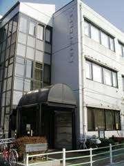 大田区立蒲田図書館：359m