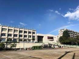 大田区立馬込第三小学校：641m