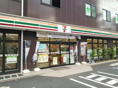 セブンイレブン品川東大井2丁目店：216m