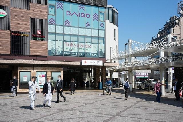 西小山駅ビル：1328m