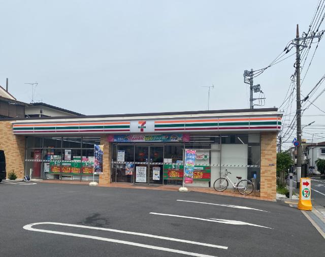 セブンイレブン東京高校前店：441m