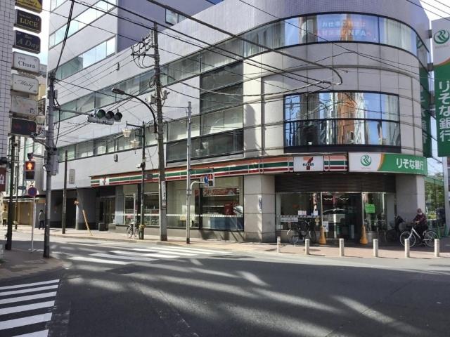 セブンイレブン西蒲田環八通り店：152m