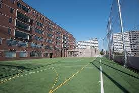私立朋優学院高校：859m