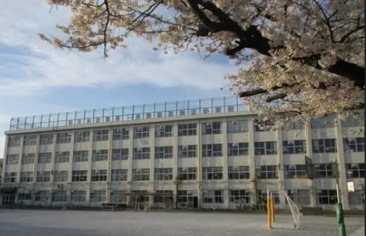 大田区立池上小学校：668m