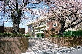 私立清明学園初等学校：381m