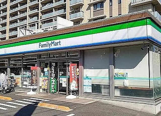 ファミリーマート西六郷三丁目店：263m