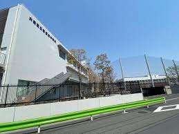 大田区立志茂田中学校：745m