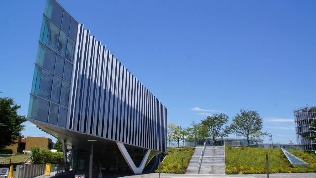 東京科学大学大岡山図書館：684m