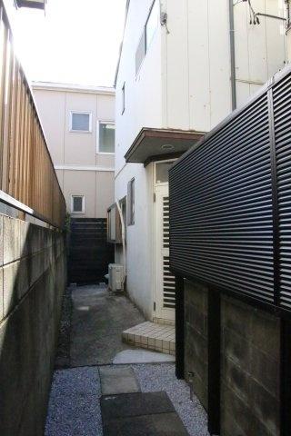 木月4丁戸建（-） エントランス