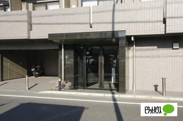 ルーブル鵜の木参番館 エントランス
