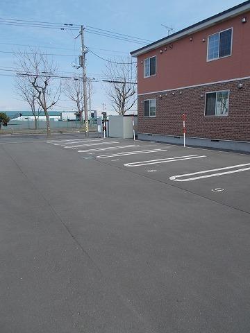 ロシェ　グラース（101） 駐車場