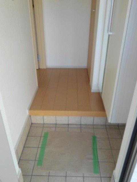 ＲＥＰＯＳＥＲ（ルポゼ）（101） 玄関