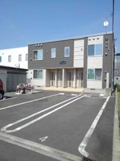 エクセレント・ハイム（202） 駐車場