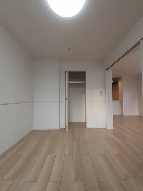 ＳＩＤＥ４（203） 室内