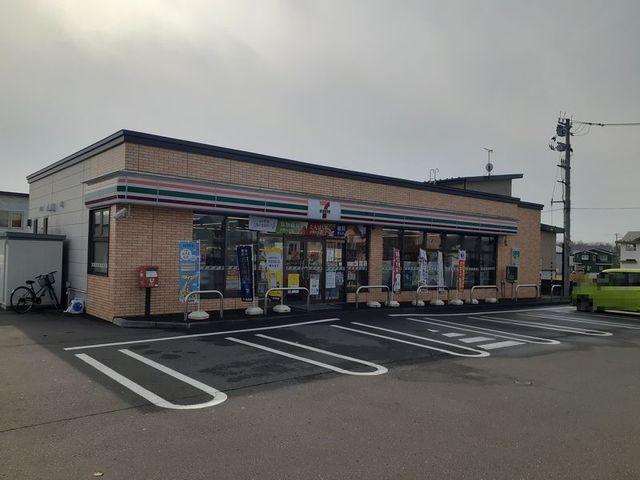 セブンイレブン宮前町店：750m