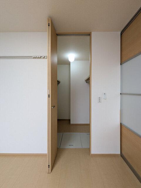 ラウレア（102） 部屋画像