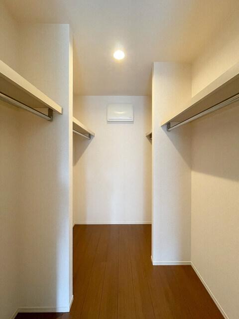 VIA MONTE NAPOLEONE(ｳﾞｨｱ ﾓﾝﾃ ﾅﾎﾟﾚｵｰﾈ)（101） 部屋画像