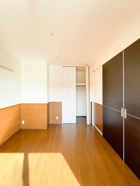 ＢＲＩＬＬＩＡＮＴ　ＦＬＡＴＳ（302） 部屋画像